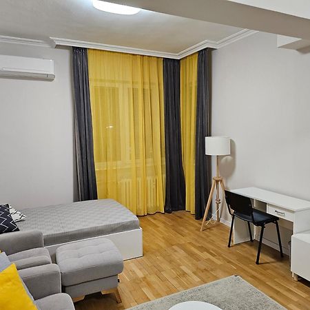 Spacious Aristocratic Apt. With A Colourful View Sofia Ngoại thất bức ảnh