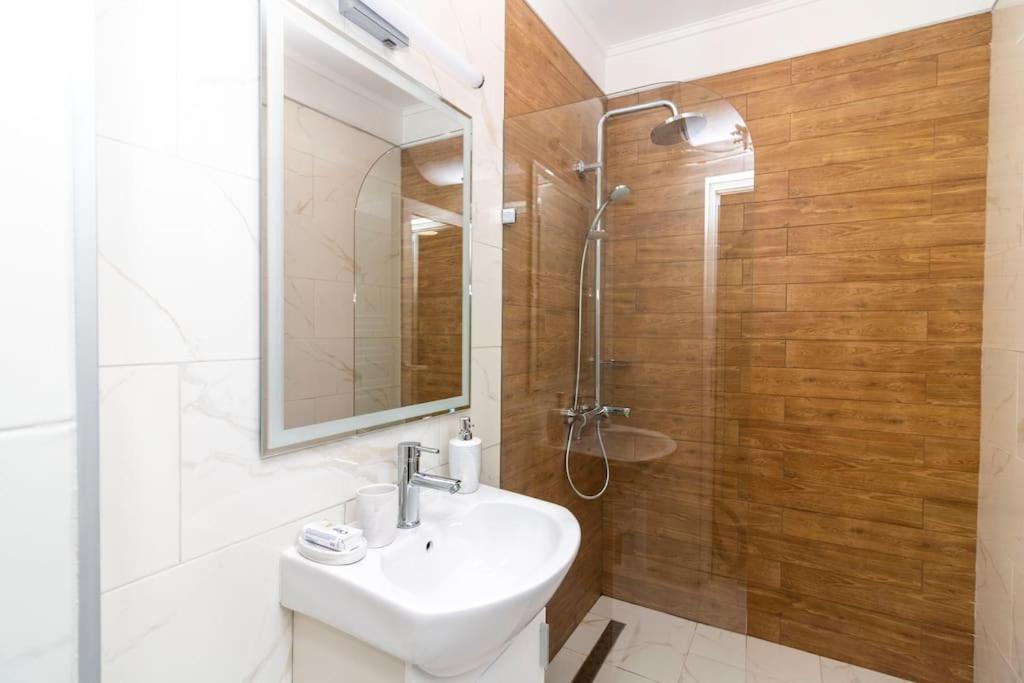 Spacious Aristocratic Apt. With A Colourful View Sofia Ngoại thất bức ảnh