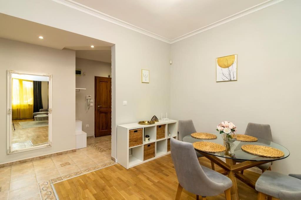 Spacious Aristocratic Apt. With A Colourful View Sofia Ngoại thất bức ảnh