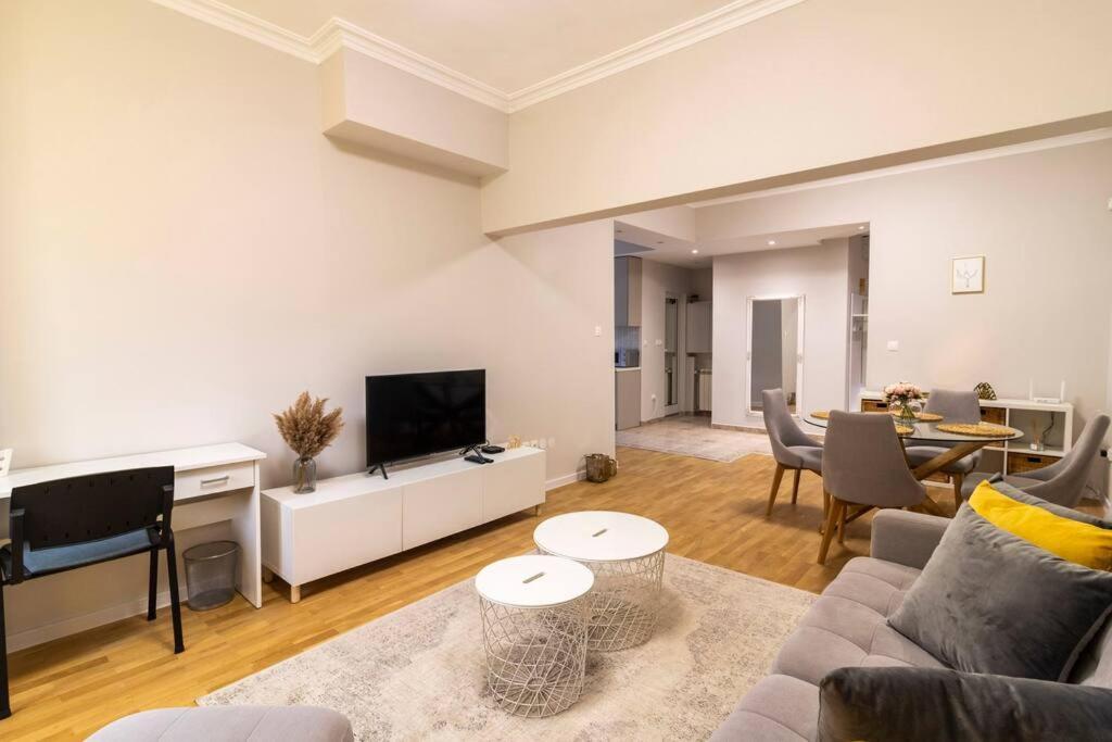 Spacious Aristocratic Apt. With A Colourful View Sofia Ngoại thất bức ảnh